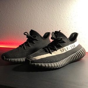 Yeezy V2 “Oreo”